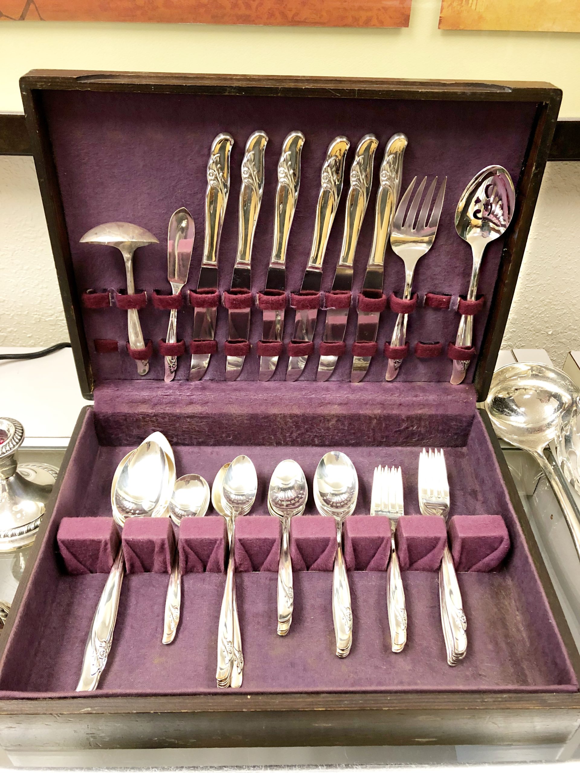 Buying Silver Plated Flatware Near Seattle Washington